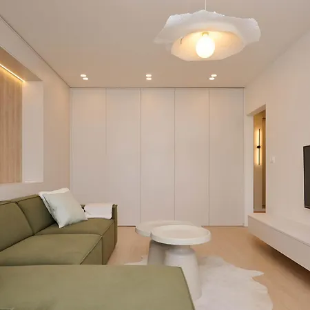Bright Design - Ac & Close To Centre Lejlighed